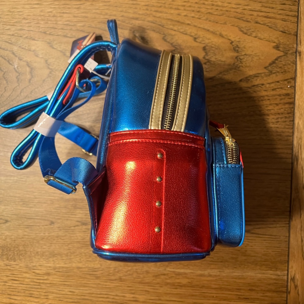 NWT Captain Marvel Loungefly Backpack Bag - Picture 4 of 4